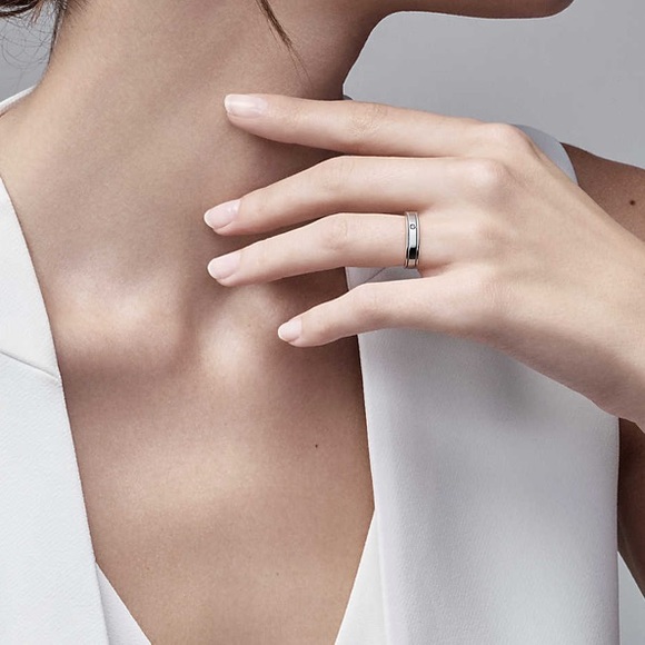 Tiffany & Co. Double Milgrain Ring size 5 - Picture 1 of 5